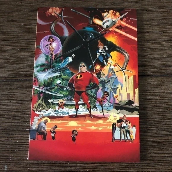 Disney Pixar Movie Postcards: The Incredibles 5 pack. - Picture 2 of 7